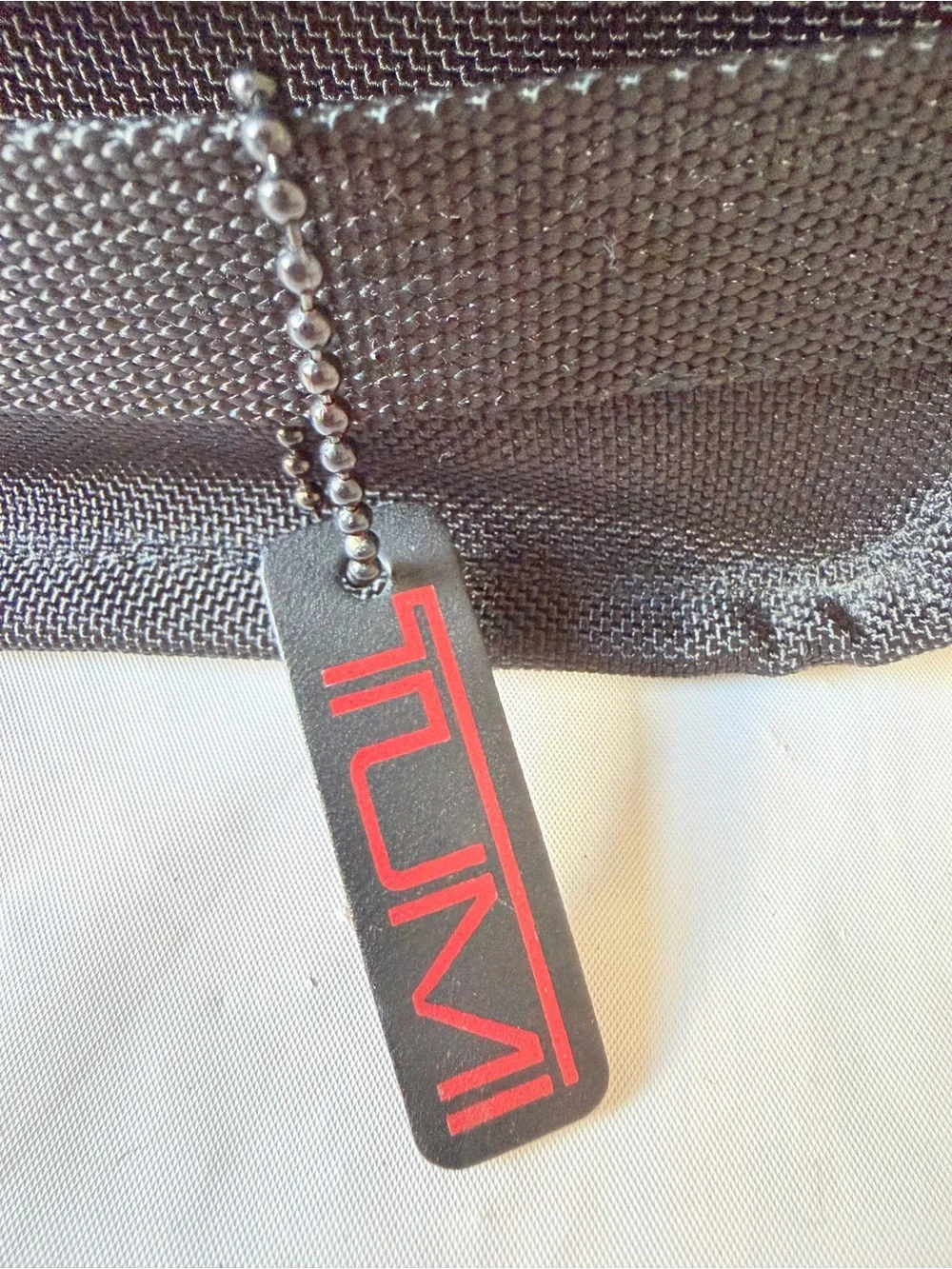 Tumi Alpha Travel Kit hanging Toiletry Bag Black 2691D3 with small pouch eyemask